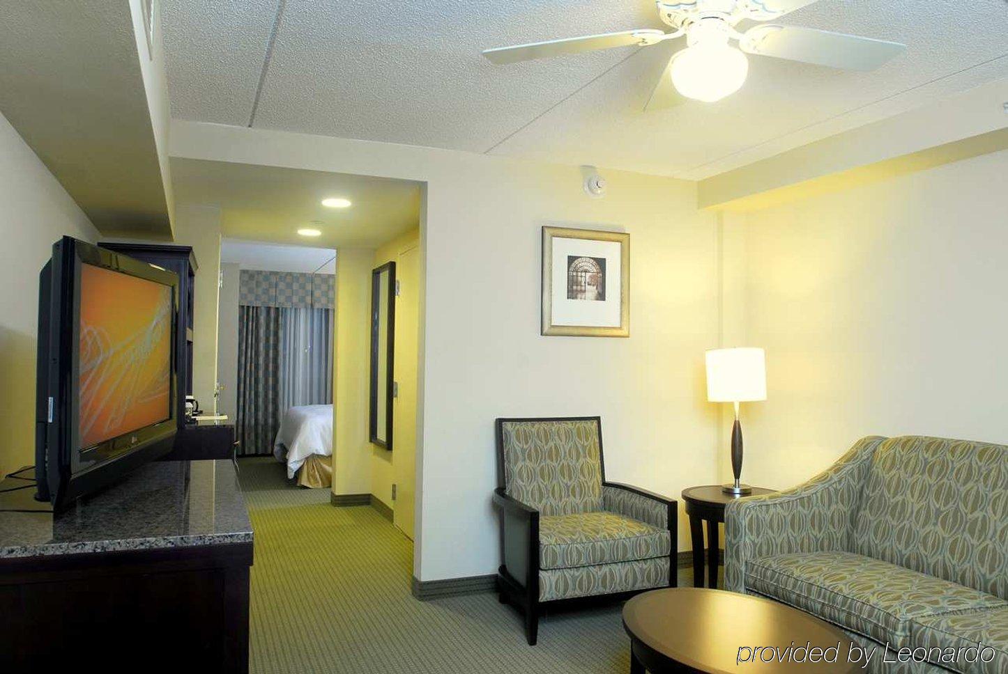 Hilton Garden Inn Hampton Coliseum Central Quarto foto